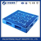 Wytrzymała powierzchnia kratowa i paleta plastikowa z 6 płozami