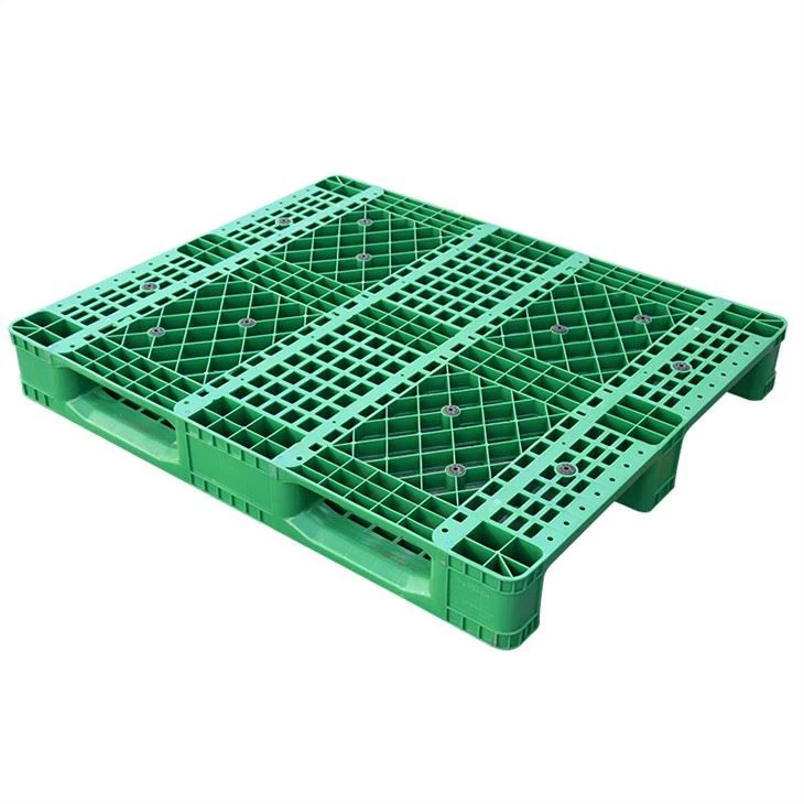 Paleta wentylowana w regale